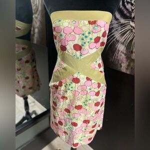 💚💚NWT- SUPER CUTE STRAPLESS SUMMER DRESS SZ 4💚💚